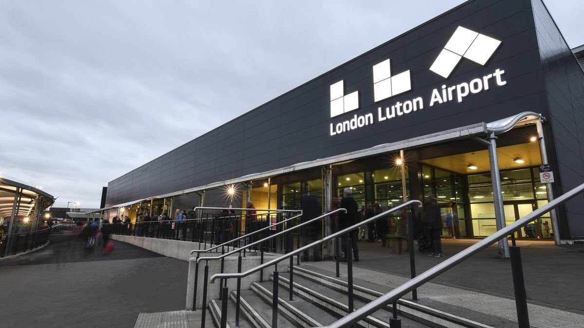 Luton-Airport